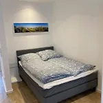 Bg Living & Hosting - Stylish Luxury In The Center - Parking, Wifi & Washing Machine Апартаменты Трир