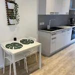 Bg Living & Hosting - Stylish Luxury In The Center - Parking, Wifi & Washing Machine Апартаменты *