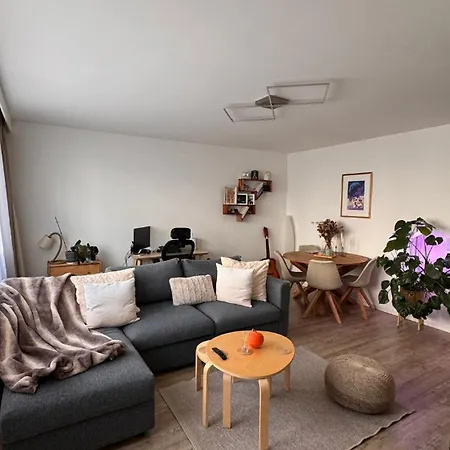 Bg Living & Hosting - Stylish Luxury In The Center - Parking, Wifi & Washing Machine Apartmán