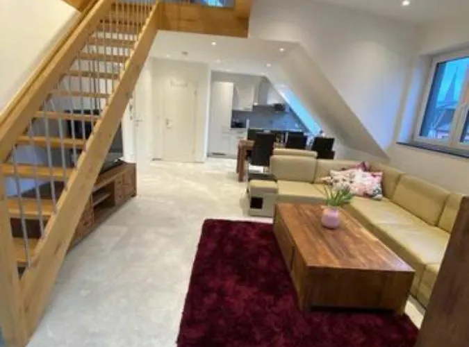 Bg Living & Hosting - Stylish Luxury In The Center - Parking, Wifi & Washing Machine 公寓 特里尔