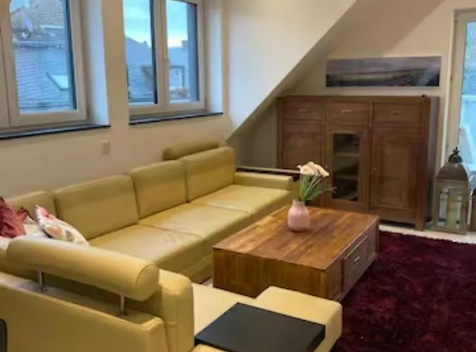 Bg Living & Hosting - Stylish Luxury In The Center - Parking, Wifi & Washing Machine Appartamento Treviri