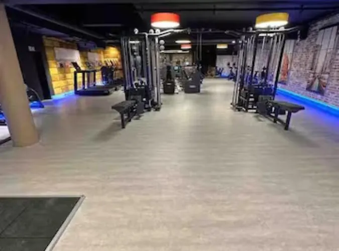 Bg Living & Hosting - Stylish Luxury In The Center - Parking, Wifi & Washing Machine * 特里尔