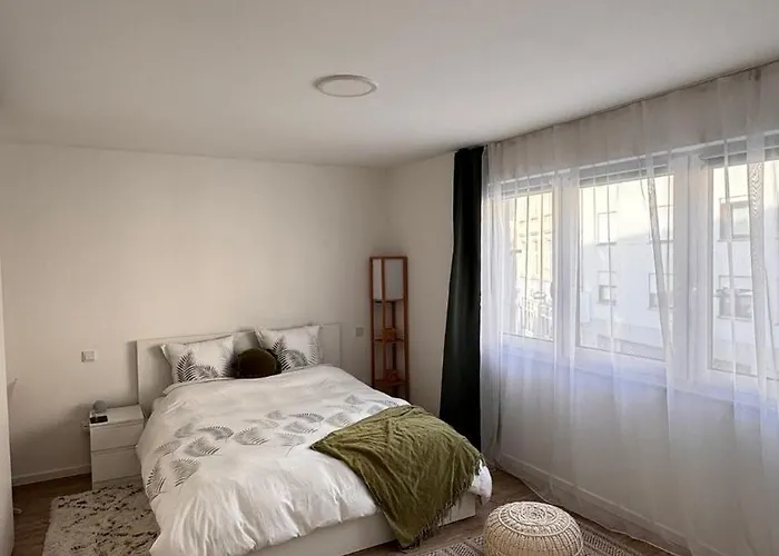 Bg Living & Hosting - Stylish Luxury In The Center - Parking, Wifi & Washing Machine Treviri