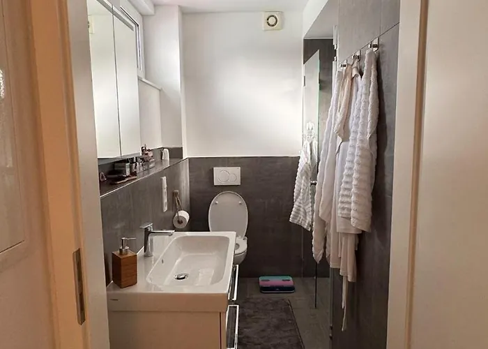 Bg Living & Hosting - Stylish Luxury In The Center - Parking, Wifi & Washing Machine * Treviri